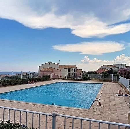 Appartement T3 Avec Terrasse Donnant Sur La Mer Sur Saint Pierre La Mer Exteriér fotografie